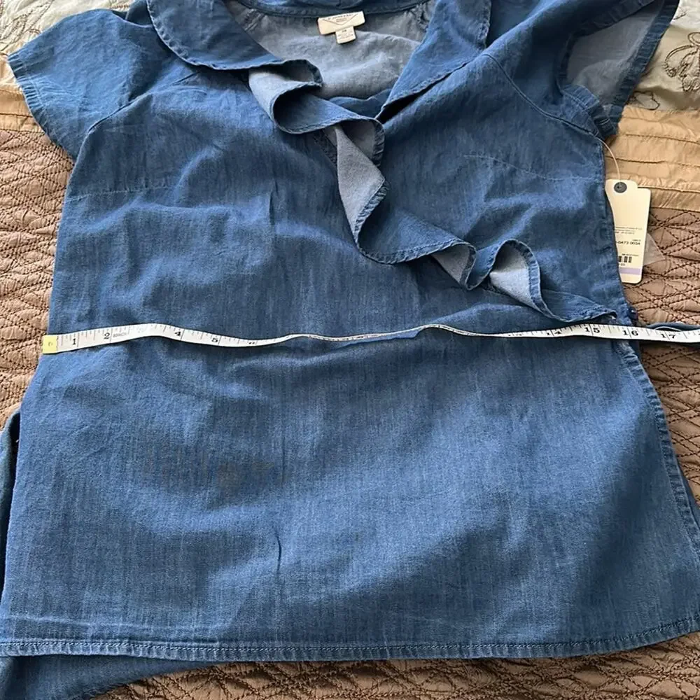 St. John's Bay | Chambray Top NWT Size SP